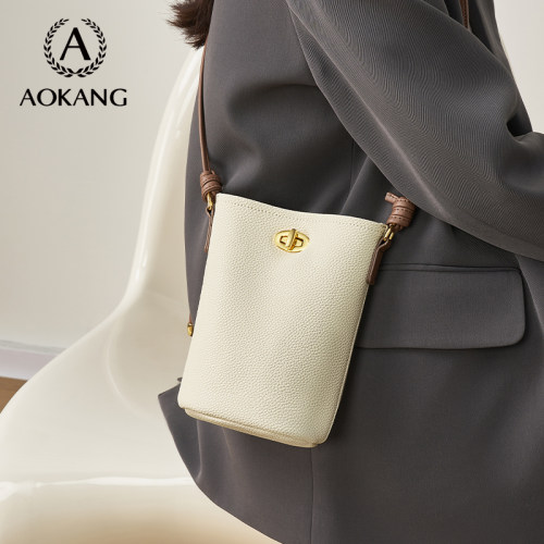 奥康迷你包百搭通勤手机包