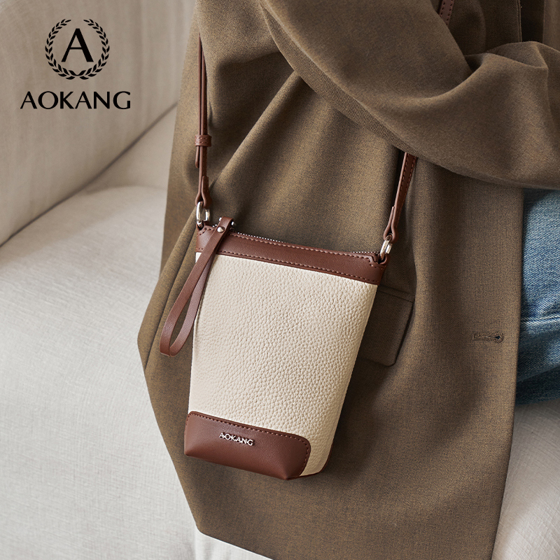 奥康手机包女休闲百搭单肩斜挎包
