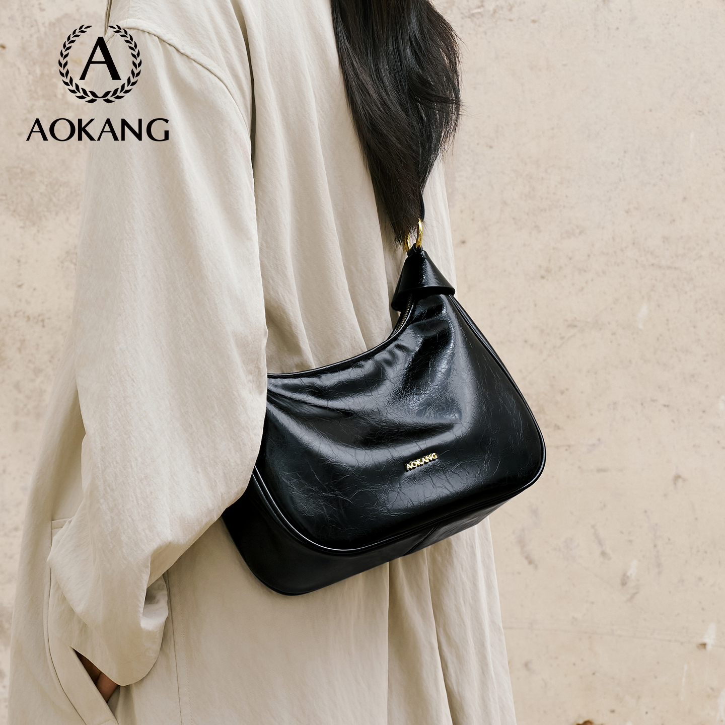 奥康大容量腋下包高级单肩包女