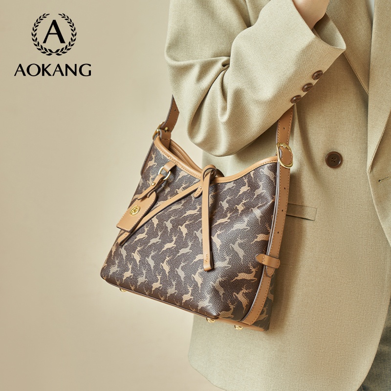 奥康托特包休闲百搭女包