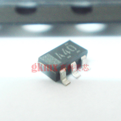 高科美芯  放大器NJM2561F1 SOT23-6低电压 低通滤波器 6元/PCS