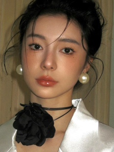 2026新款设计影楼高贵优雅知性气质百搭大花朵项链颈链锁骨项链女