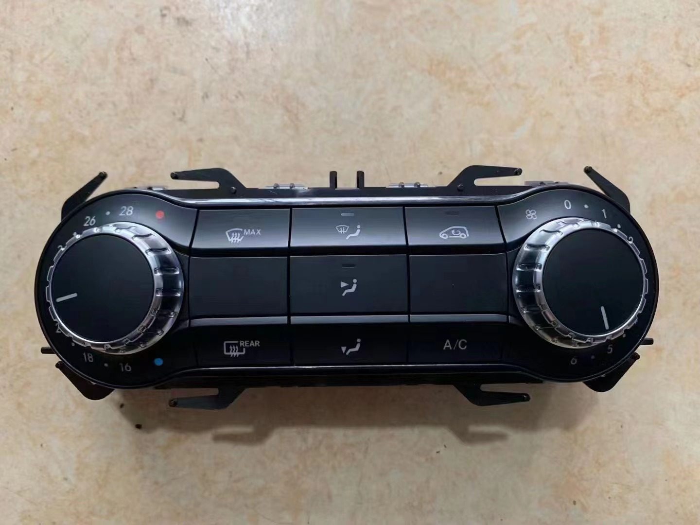 适用奔驰W176空调面板CLA220GLA260控制模块W246B200B180拆车W156