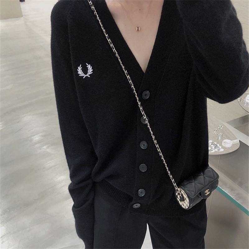 2021秋冬韩版羊毛开衫刺绣针织衫