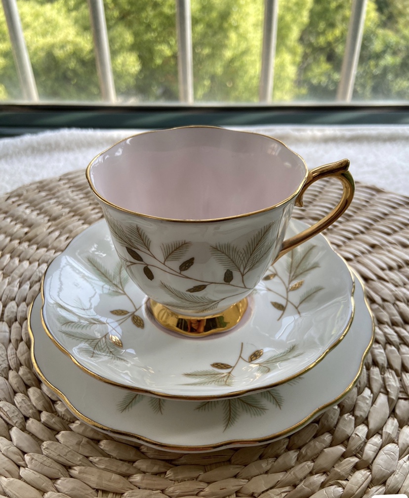 皇家阿尔伯特Royal Albert中古骨瓷咖啡杯粉釉一杯两碟 原产欧瓷