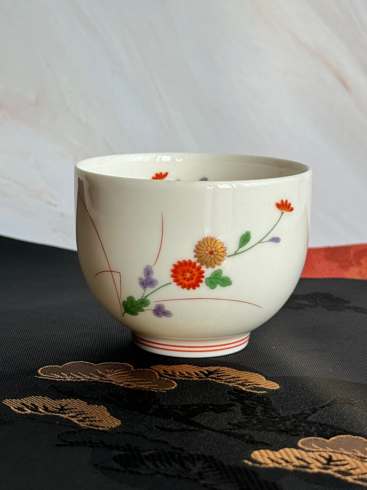 日本原产 香兰社 皇室御用瓷器 小雏菊 彩绘描金 茶杯 汤吞 茶具