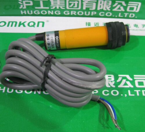 沪工光电开关 CDR-30X 漫反射型 10-30CM可调