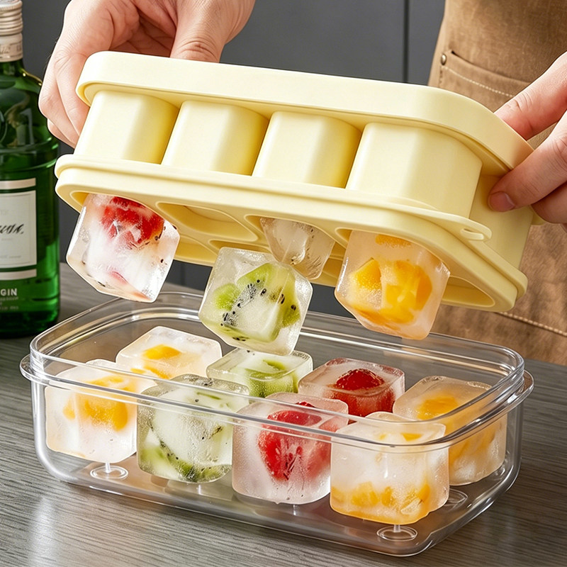 日本冰块模具家用食品级硅胶制冰盒迷你按压小冰格冻冰块神器储存