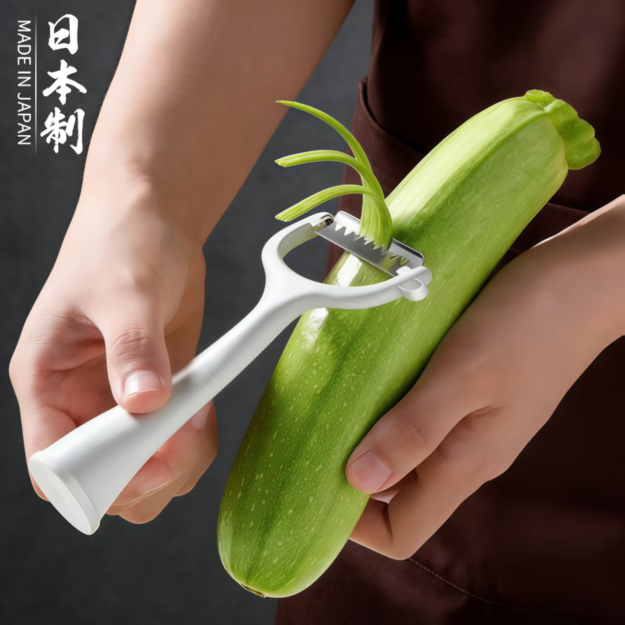 日本进口厨房削皮刀刨丝器图片