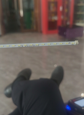 SKYWORTH创维FF22AWH背光灯条RF-AE215C14-1504S-13背光灯管2针