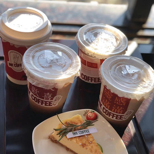咖啡杯防漏纸一次性奶茶杯防溢纸打包外卖垫片饮料封杯侧漏封口膜