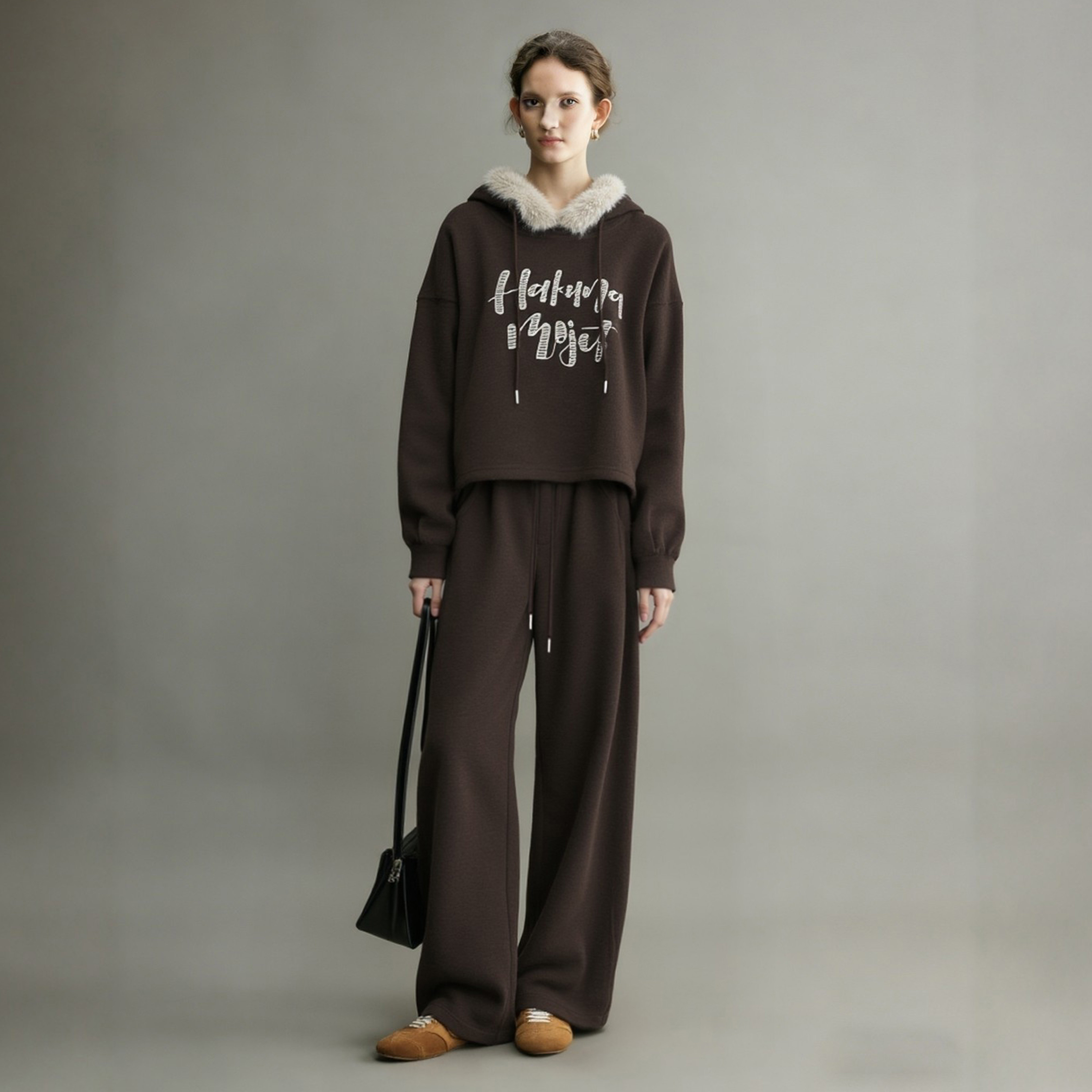 爬山衣服女套装2025新款冬季巨好看加绒毛领套头卫衣阔腿裤两件套