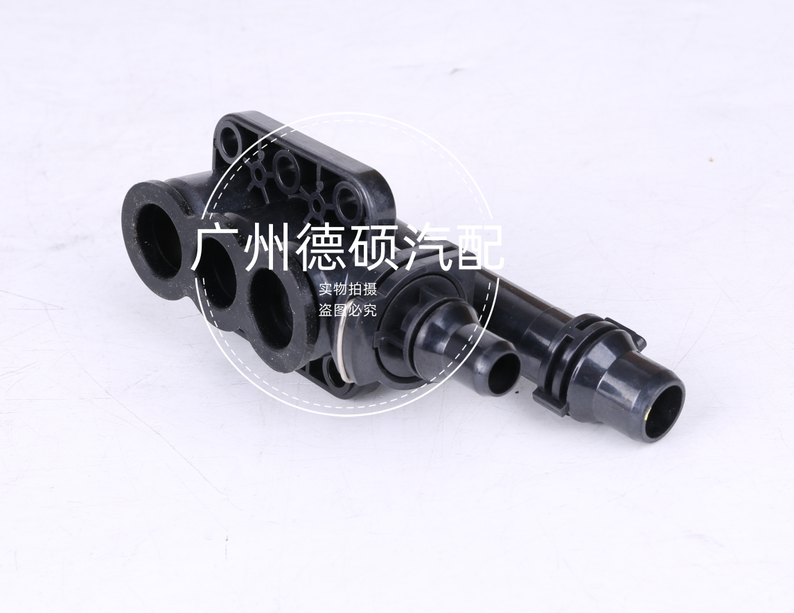 E60水箱支架装配盘节温器