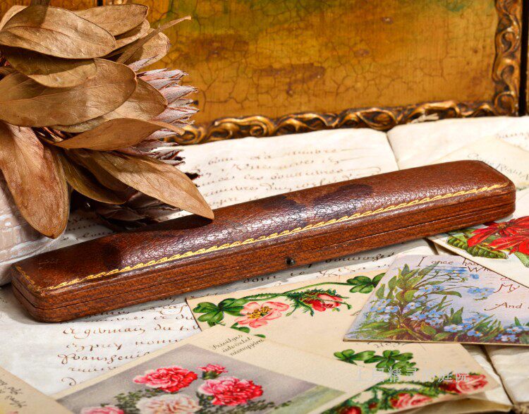 SOLD 上层精灵的庭院 Vintage西洋古董真皮手链盒 珠宝收纳道具