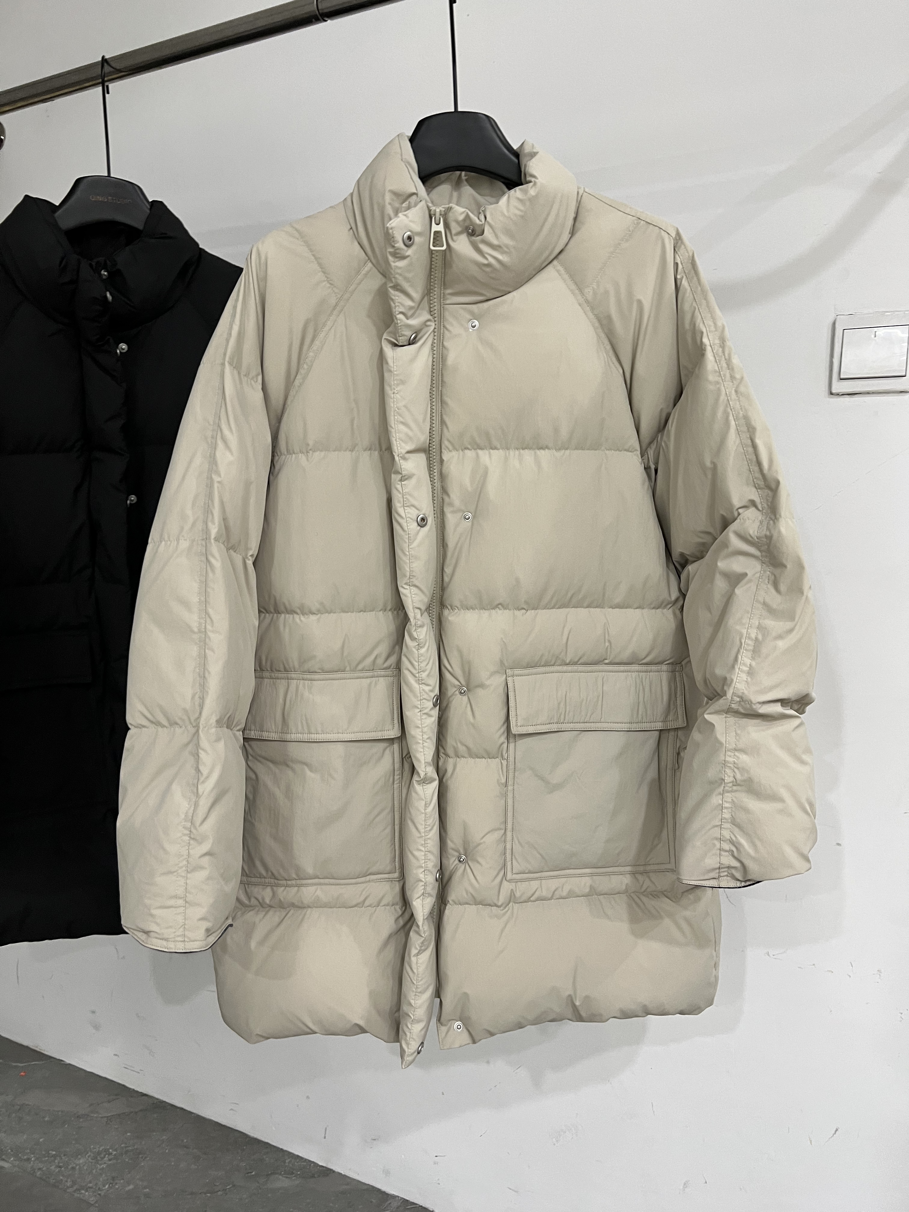 韩国2025冬装千鸟格翻边袖大口袋休闲立领加厚保暖中长款羽绒服女