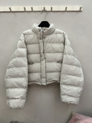 里墨恩835冬装韩国立领排骨羽绒服女保暖90白鸭绒短款外套面包服