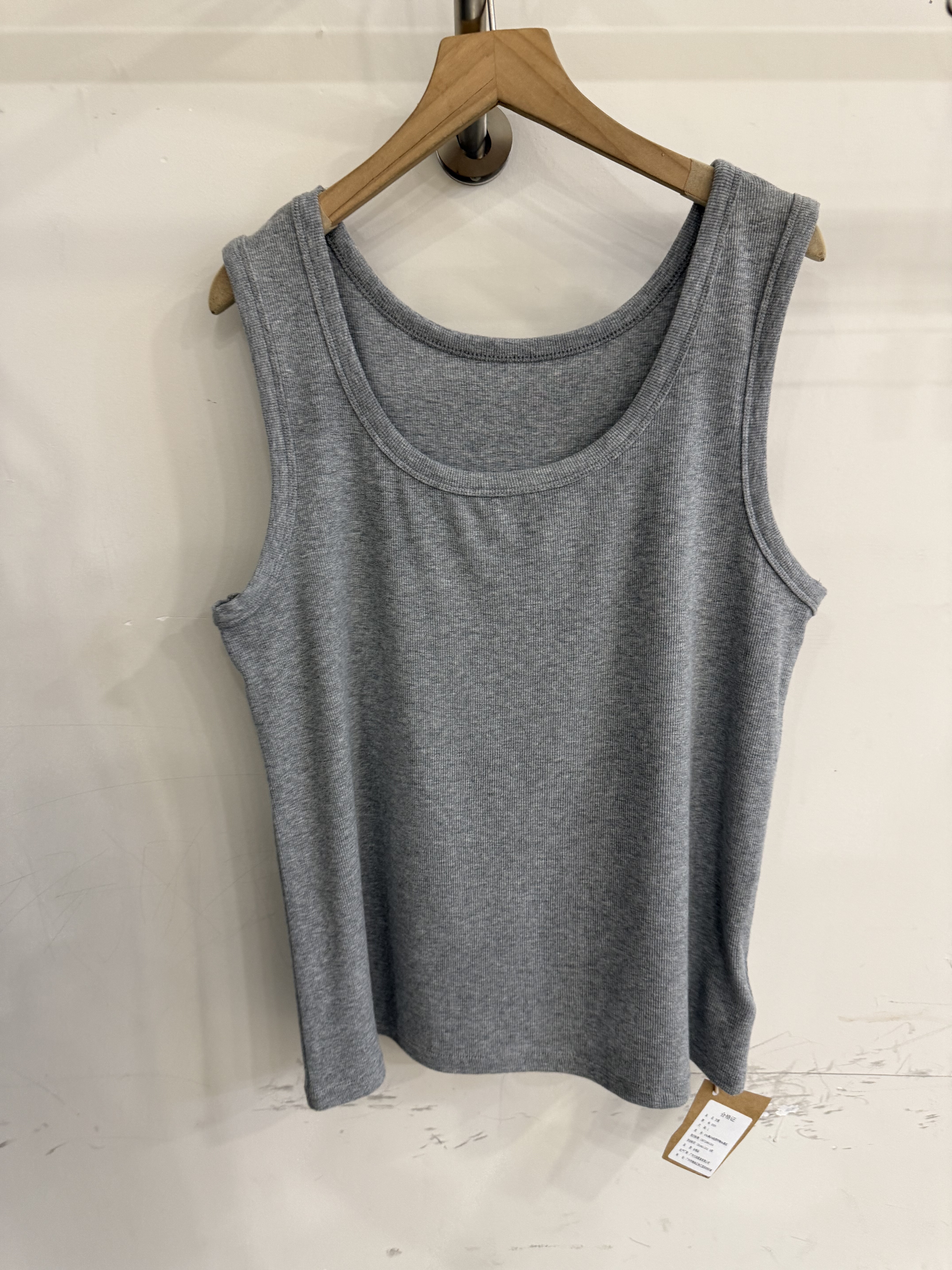 大7女装87878春夏新款韩版宽松大码慵懒休闲风百搭大版螺纹背心女