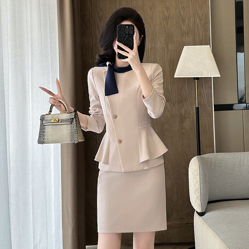 职业套装女春秋杏色西装套裙酒店前台接待工装珠宝店美容院工作服