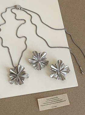 设计感褶皱花朵抽拉项链耳钉女夸张个性小众气质时尚颈链锁骨链
