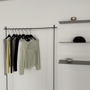 IU ROOM-26年早春露背设计长袖打底针织衫3957