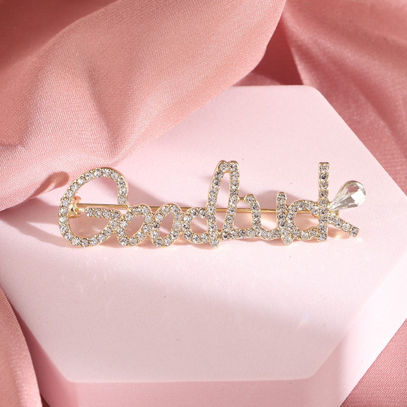 일본어와 한국어 다재다능한 편지 브로치 다이아몬드 편지 여왕 브로치 여성 정장 재킷 핀 액세서리 선물 제공