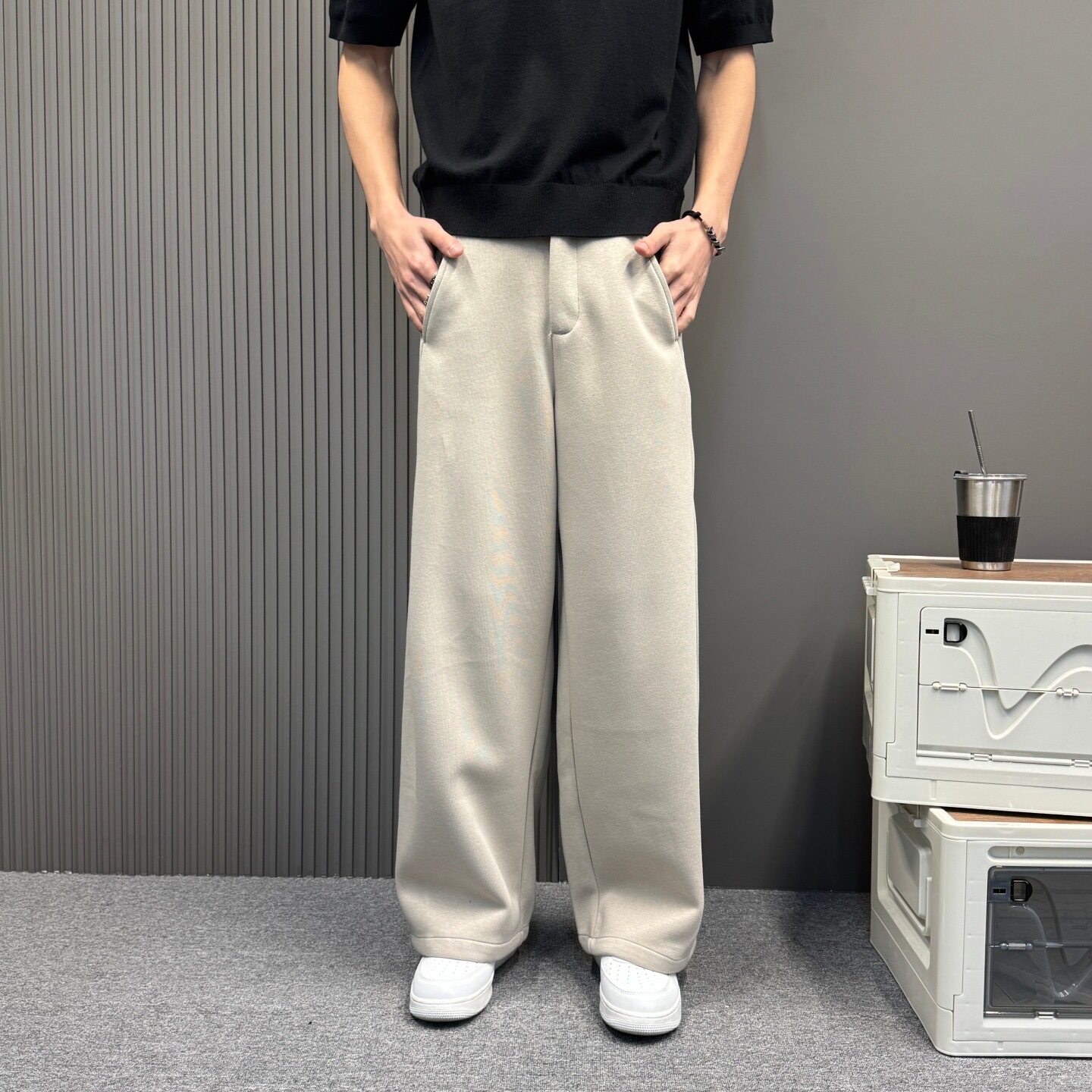 2026春季高端男款潮流美式百搭纯色直筒宽松休闲裤子直筒卫裤男士