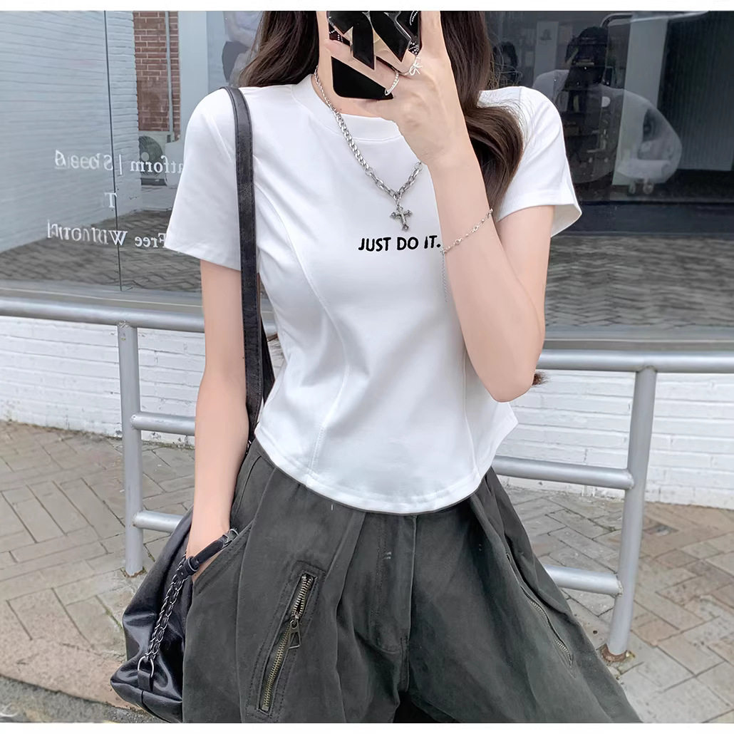 实拍拼接T恤女短袖2026春夏新款小众短款上衣修身显瘦字母印花短t