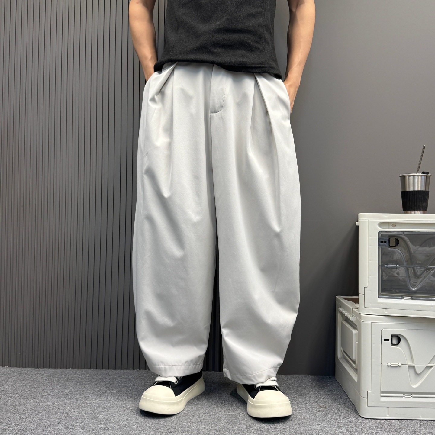 美式褶皱纯色弯刀休闲裤男女款复古宽松阔腿夏季薄款百搭运动长裤