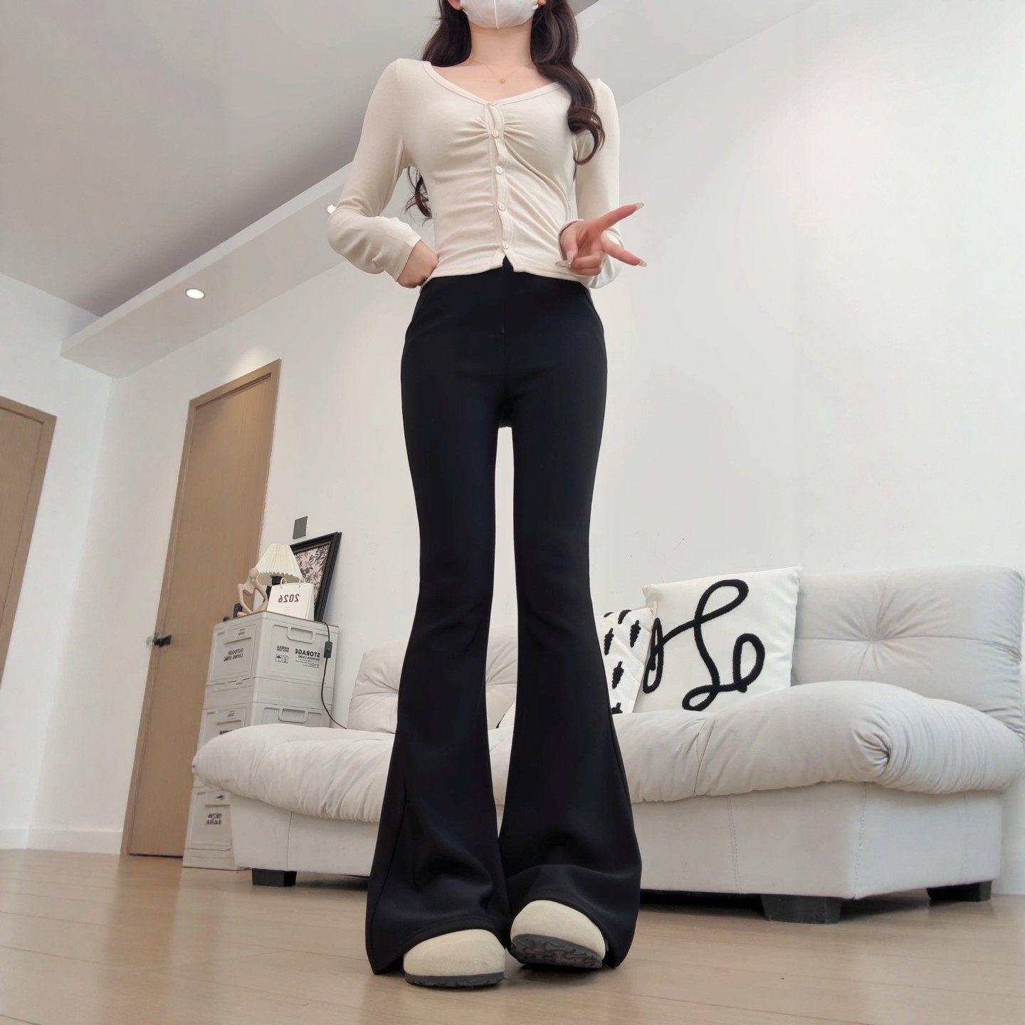 黑色微喇叭裤女春秋季2026新款胖mm大码高腰显瘦垂感休闲西装裤子