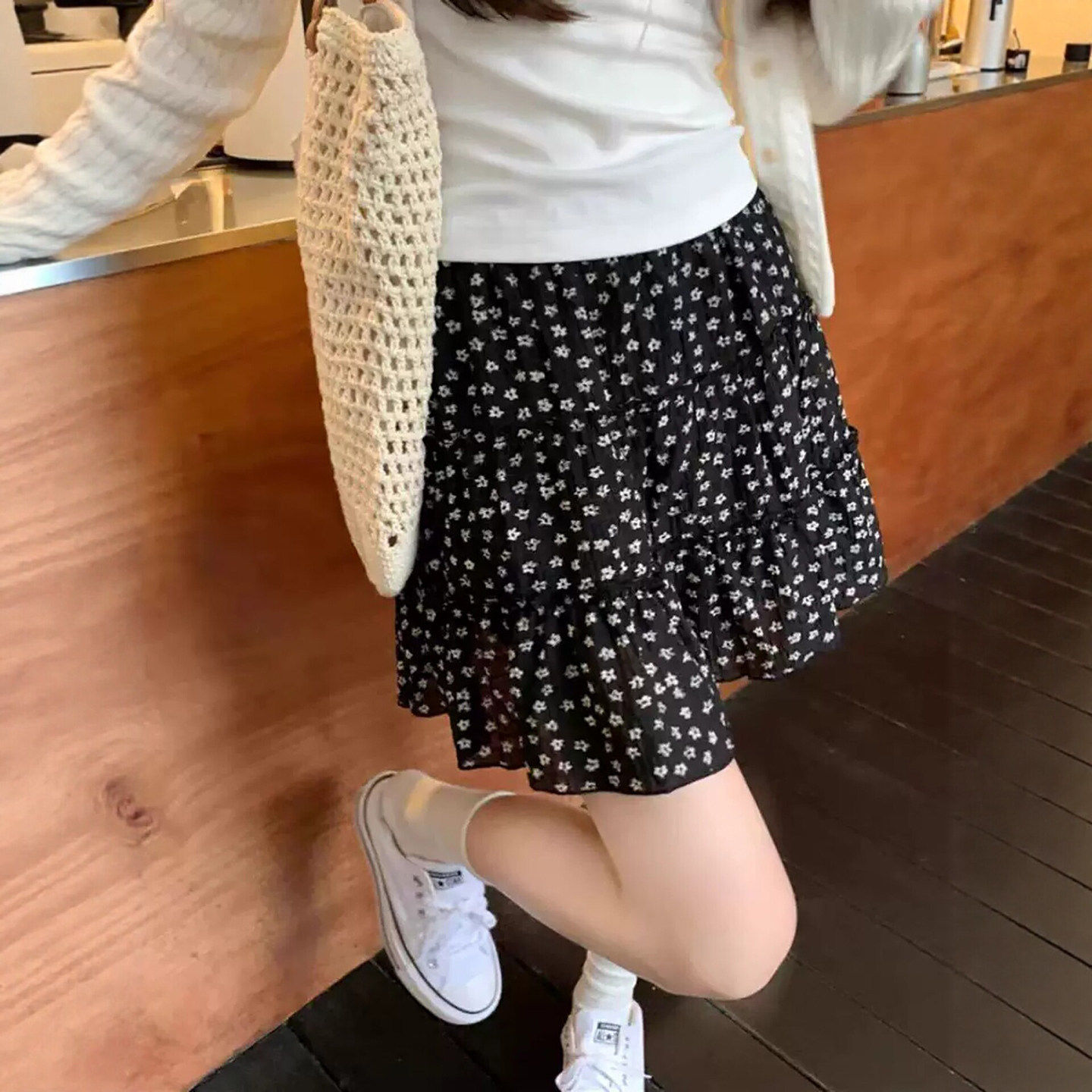 黑色碎花半身裙女2026新款夏季小个子半裙薄款高腰显瘦热辣短裙子