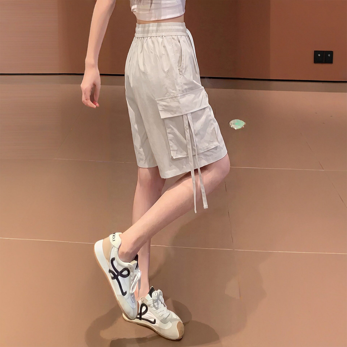 白色速干工装短裤女夏外穿小个子运动五分中裤美式冰丝宽松阔腿裤