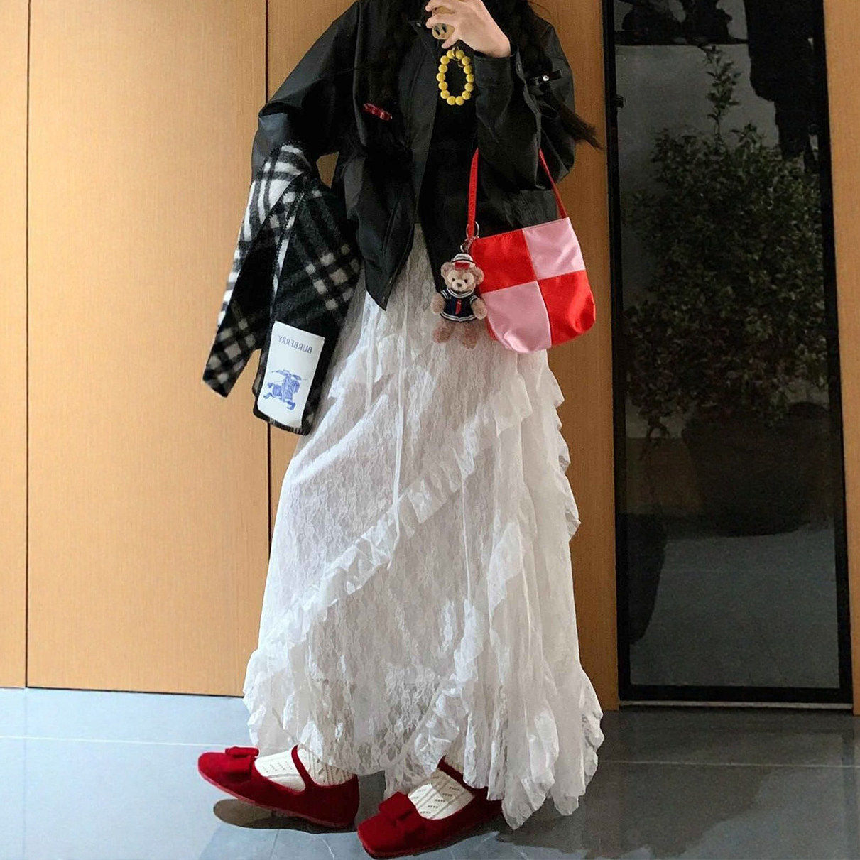 白色蕾丝蛋糕裙女2026新款春季绝美不规则a字半身裙长款花边纱裙