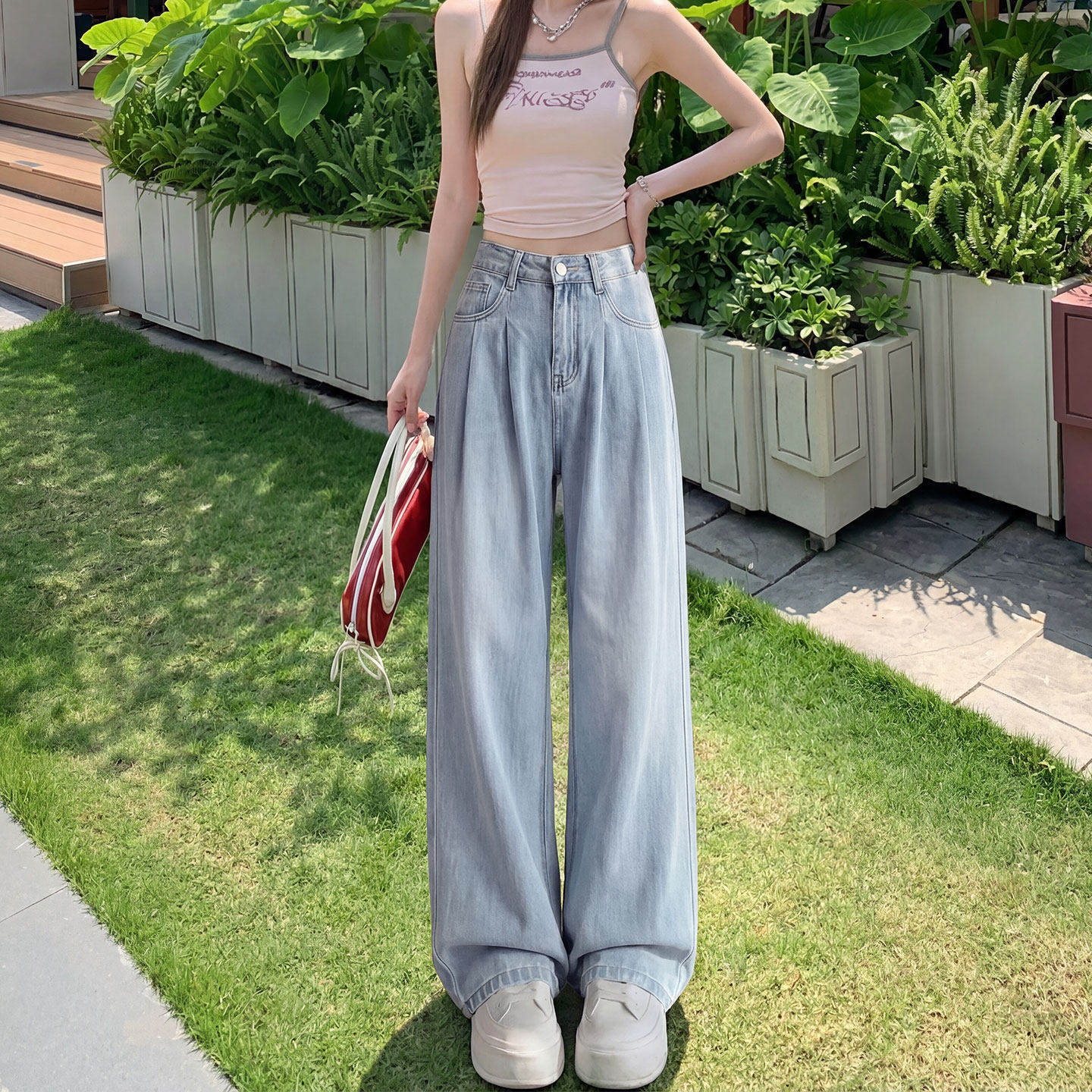浅蓝色天丝牛仔裤女夏季薄款2026新款高腰垂感宽松直筒冰丝阔腿裤