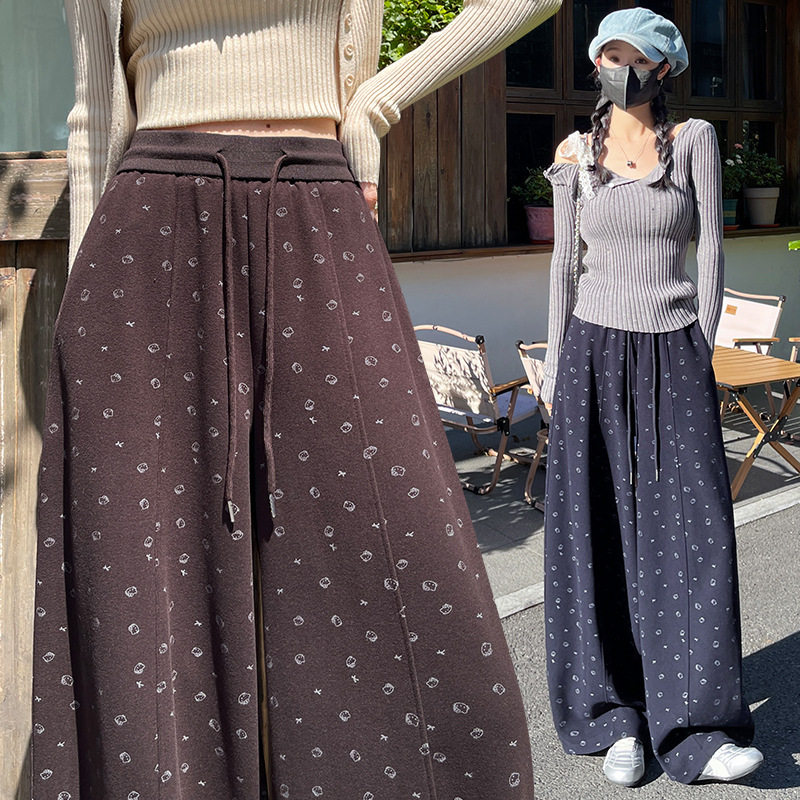 韩版慵懒小碎花阔腿裤女秋款2026高腰显瘦束脚直筒百搭休闲弯刀裤