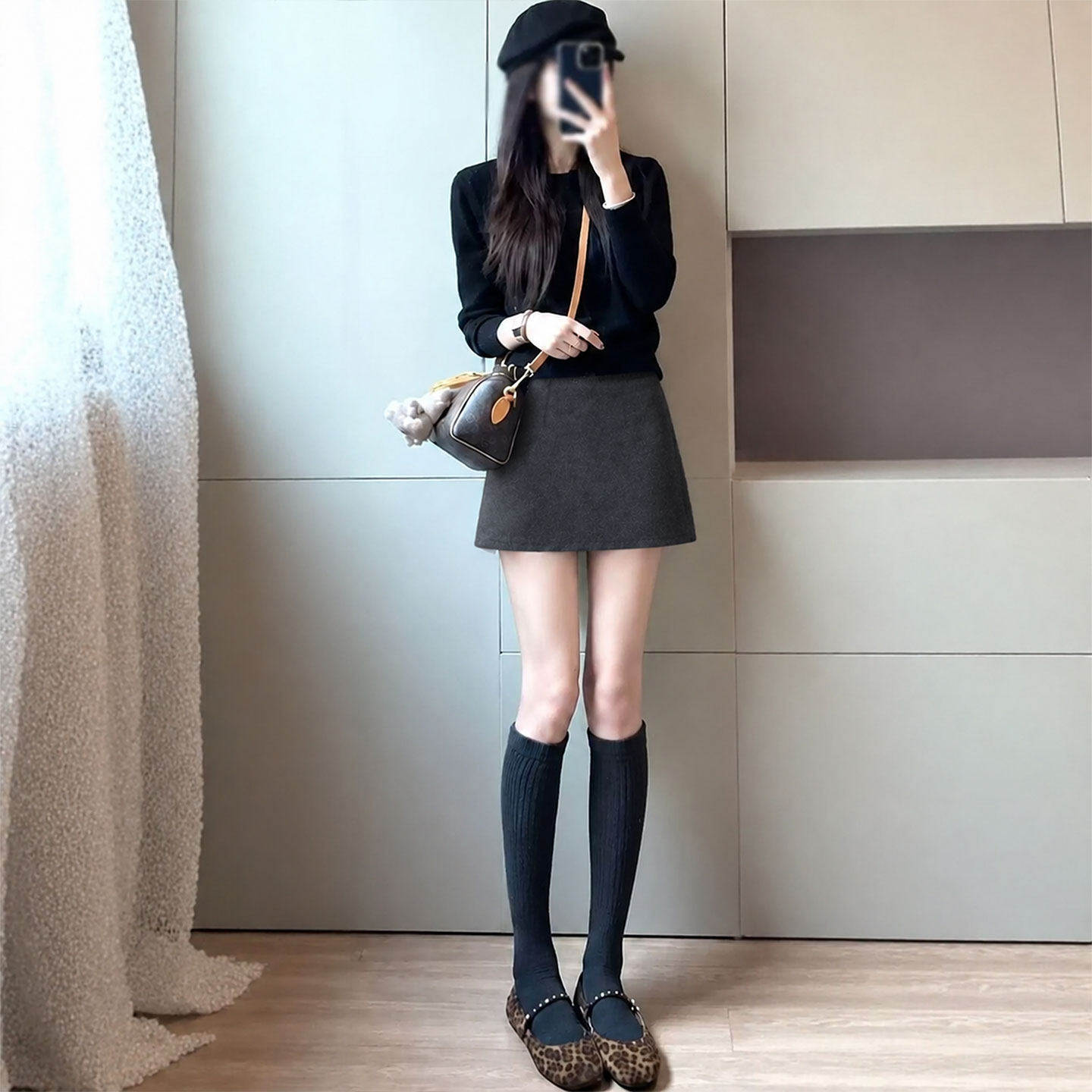 毛呢半身裙女2026新款秋冬灰色高腰a字半裙韩里韩气西装包臀短裙