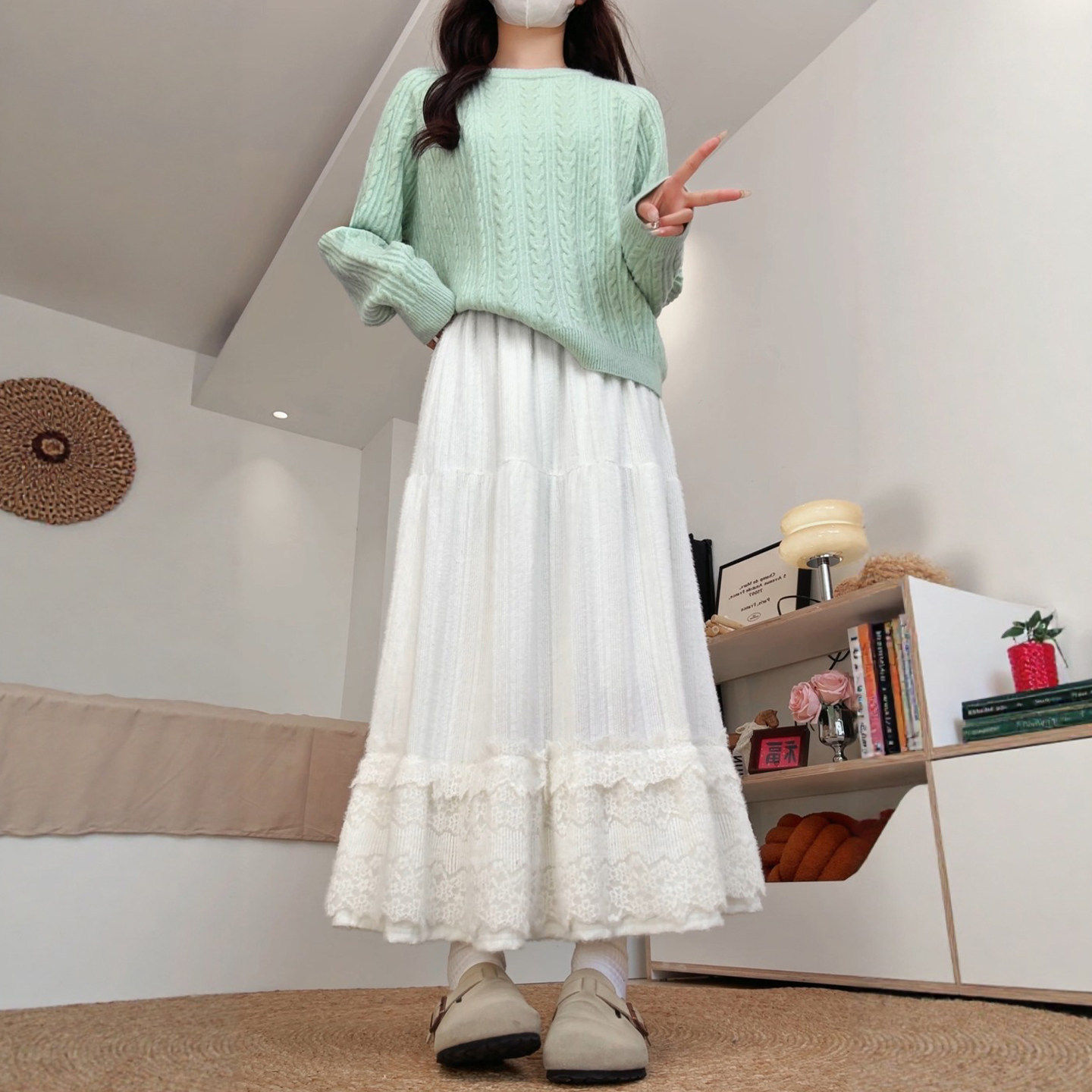 白色蕾丝半身裙女春秋高腰垂感a字半裙冬季长裙大码胖mm蛋糕裙子