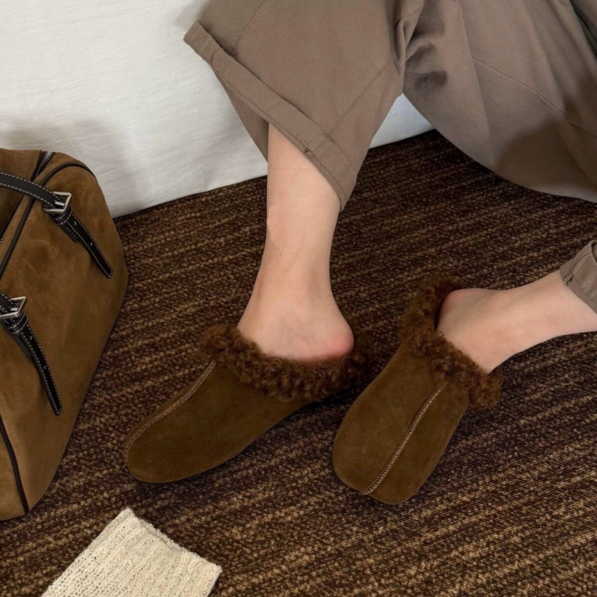 冬季款复古羊羔毛穆勒拉德内增高加绒棉拖鞋方头半拖鞋女美保暖毛