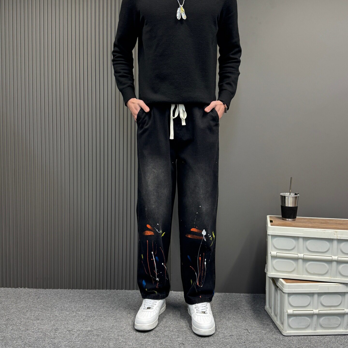 春秋涂鸦弯刀裤男款抽绳宽松直筒裤痞帅男裤新款阔腿潮牌休闲裤子