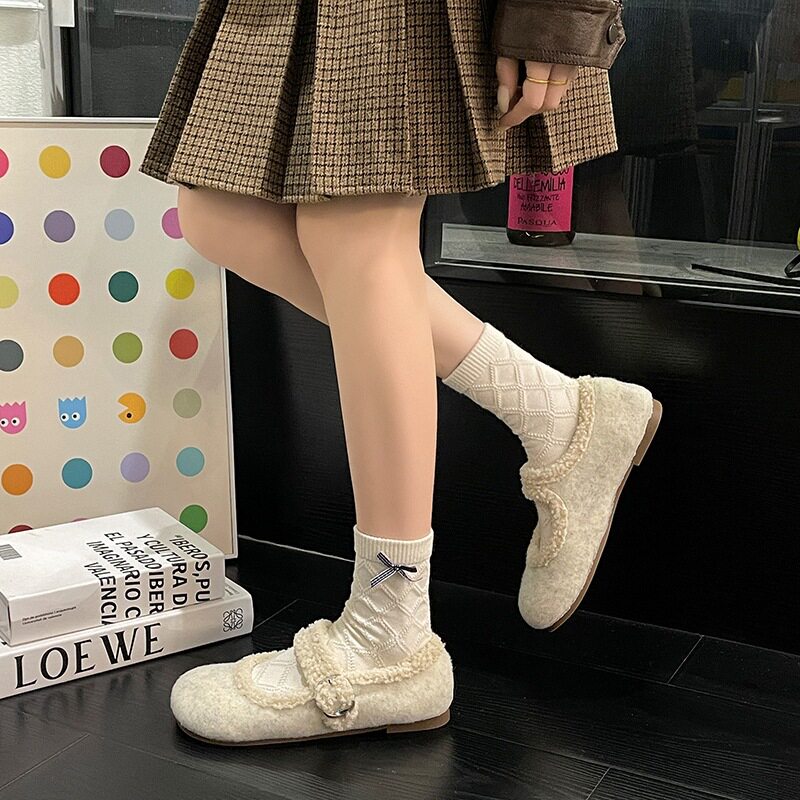 外穿内增高鞋休闲鞋鞋子圆头复古玛丽珍加绒2026单毛毛鞋女秋冬季