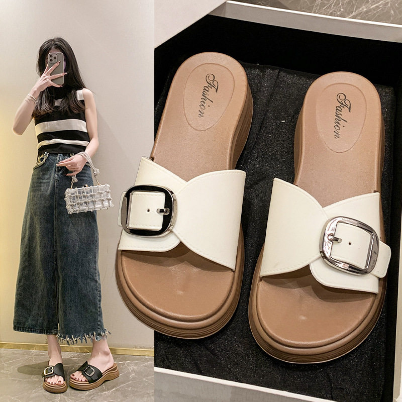 外贸厚底松糕拖鞋女2026夏新款欧美时尚皮带扣露趾凉拖鞋女夏外穿
