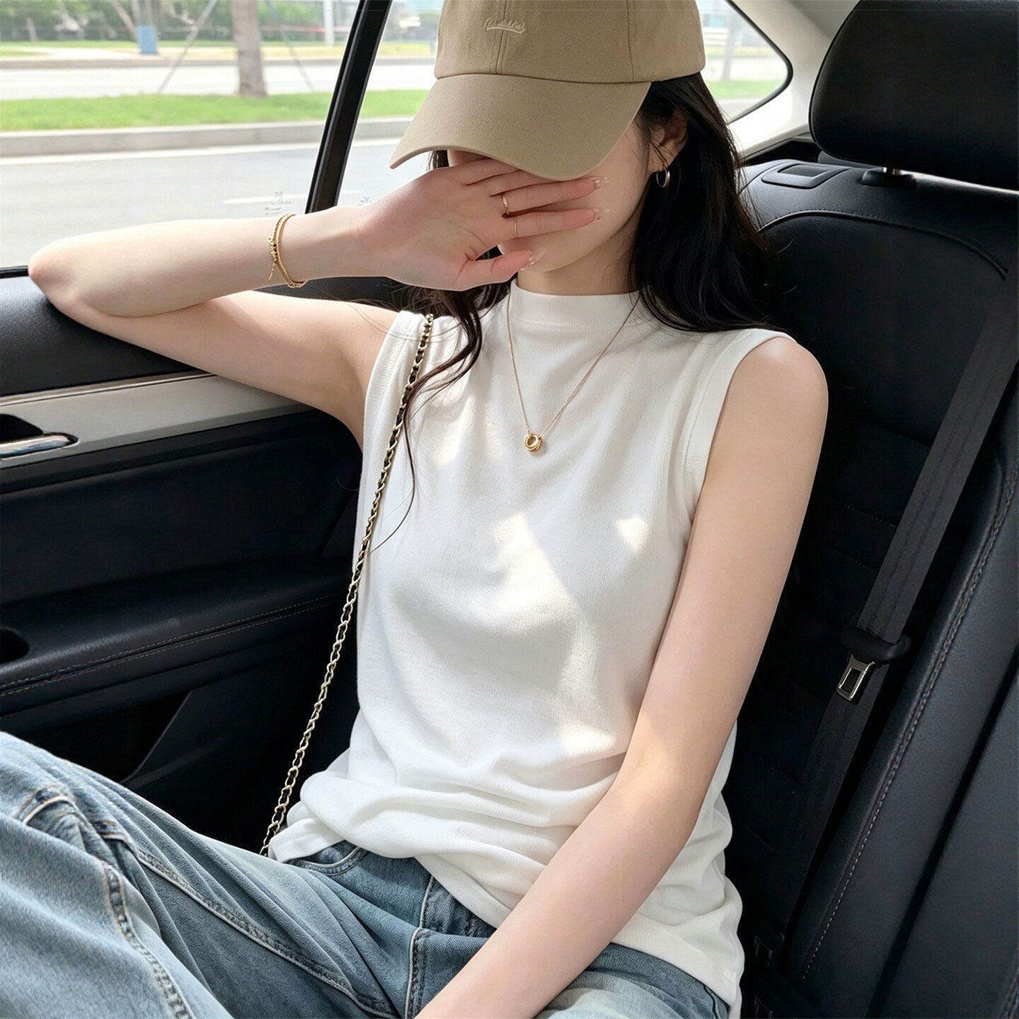 白色吊带背心女2026新款内搭工字无袖坎肩运动打底宽肩带外穿上衣