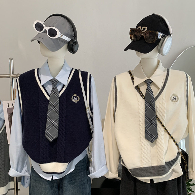 欧玛莱 秋冬季学院风时尚穿搭套装撞色马甲背心+内搭长袖衬衫5962