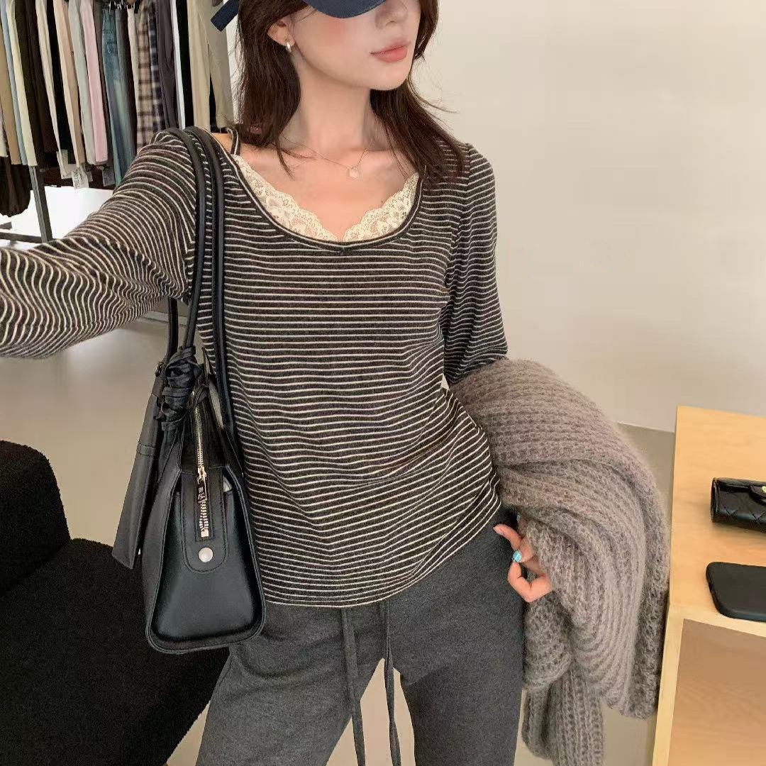 蕾丝拼接设计假两件修身显瘦打底长袖女秋款简约舒适基础款套头衫