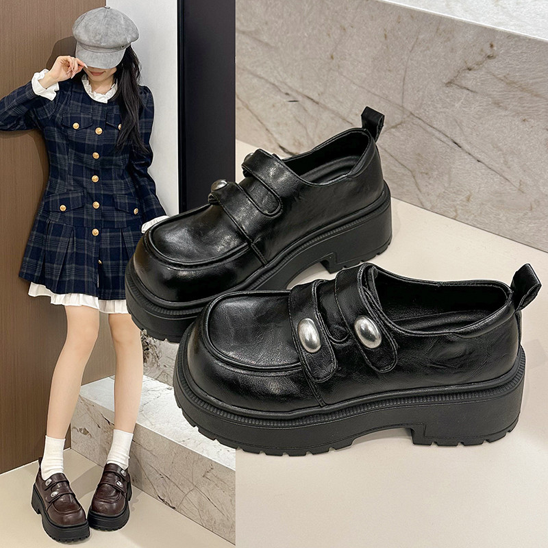 厚底小皮鞋女增高2026年新款增高中跟单鞋乐福鞋通勤工作鞋jk鞋子