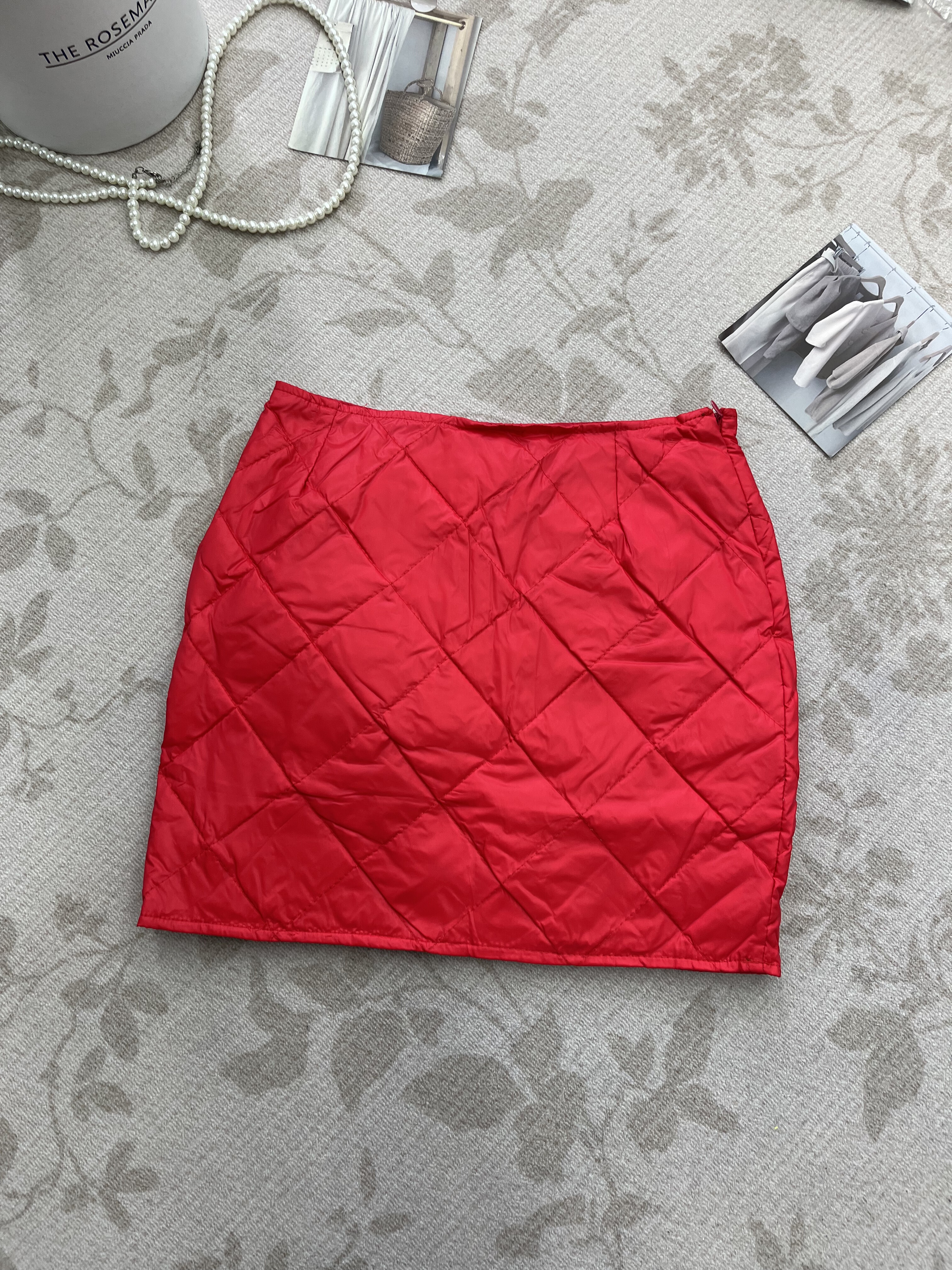 羽绒半身裙A版显瘦大红色新年穿搭减龄复古保暖秋冬款