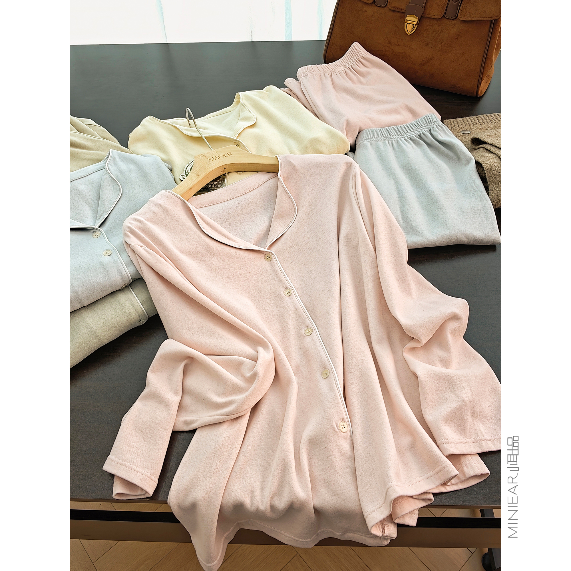 小耳出品舒眠双面磨毛小翻领睡衣