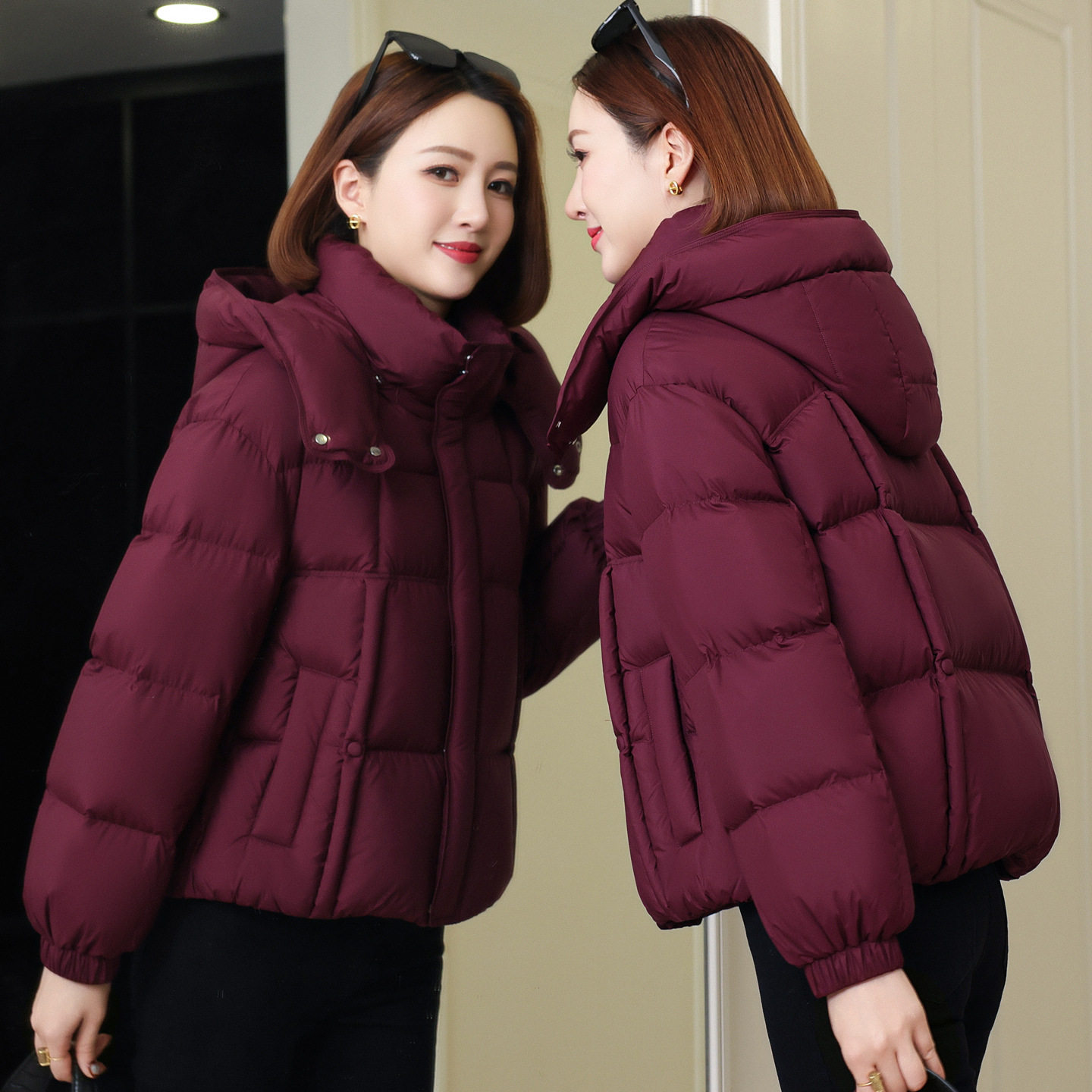 羽绒服女短款小个子鸭绒服2025冬季新款时尚连帽加厚保暖品牌