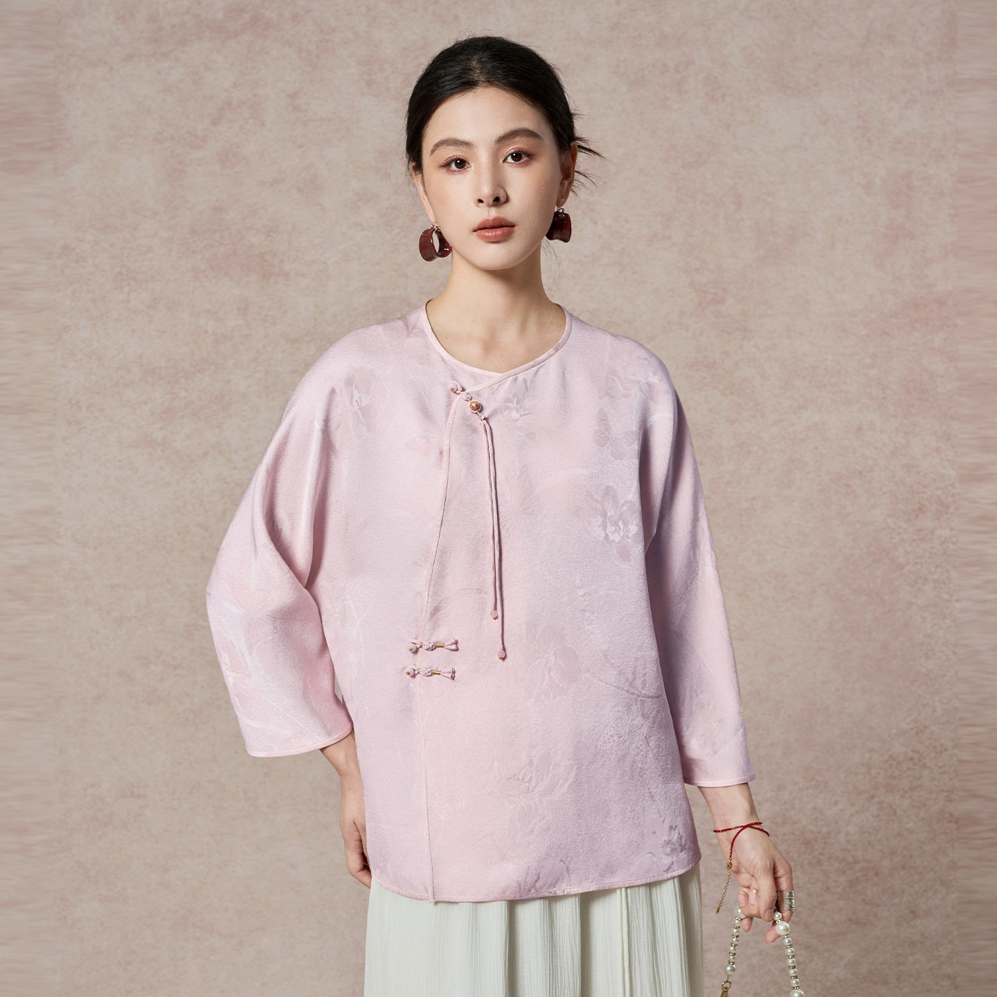 2026春秋季新中式真丝圆领斜襟提花小衫桑蚕丝上衣衬衫国风女装