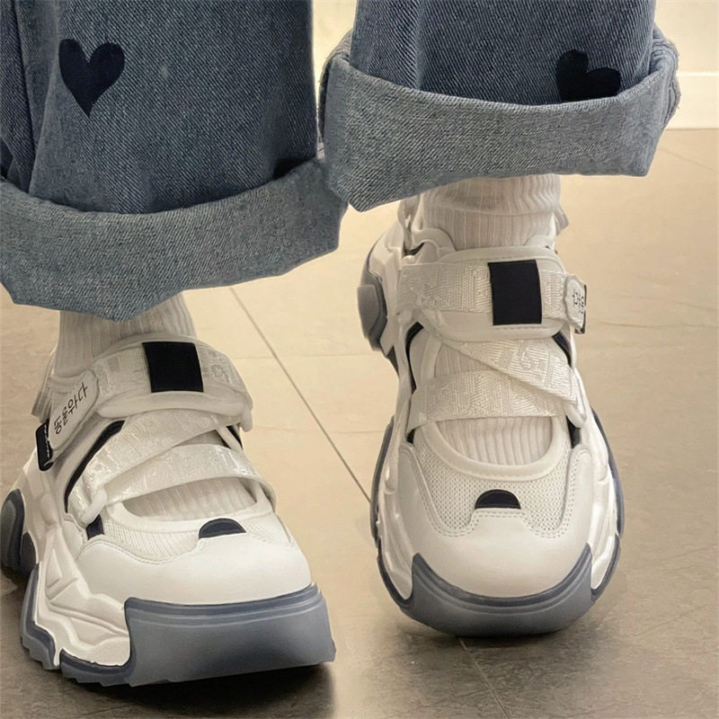 赵露思厚底增高显脚小老爹鞋女款ins潮2025夏季新款百搭包头凉鞋