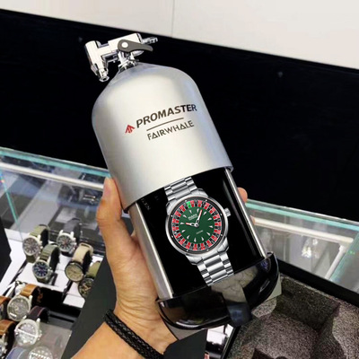 马克华菲男士轮盘石英腕表